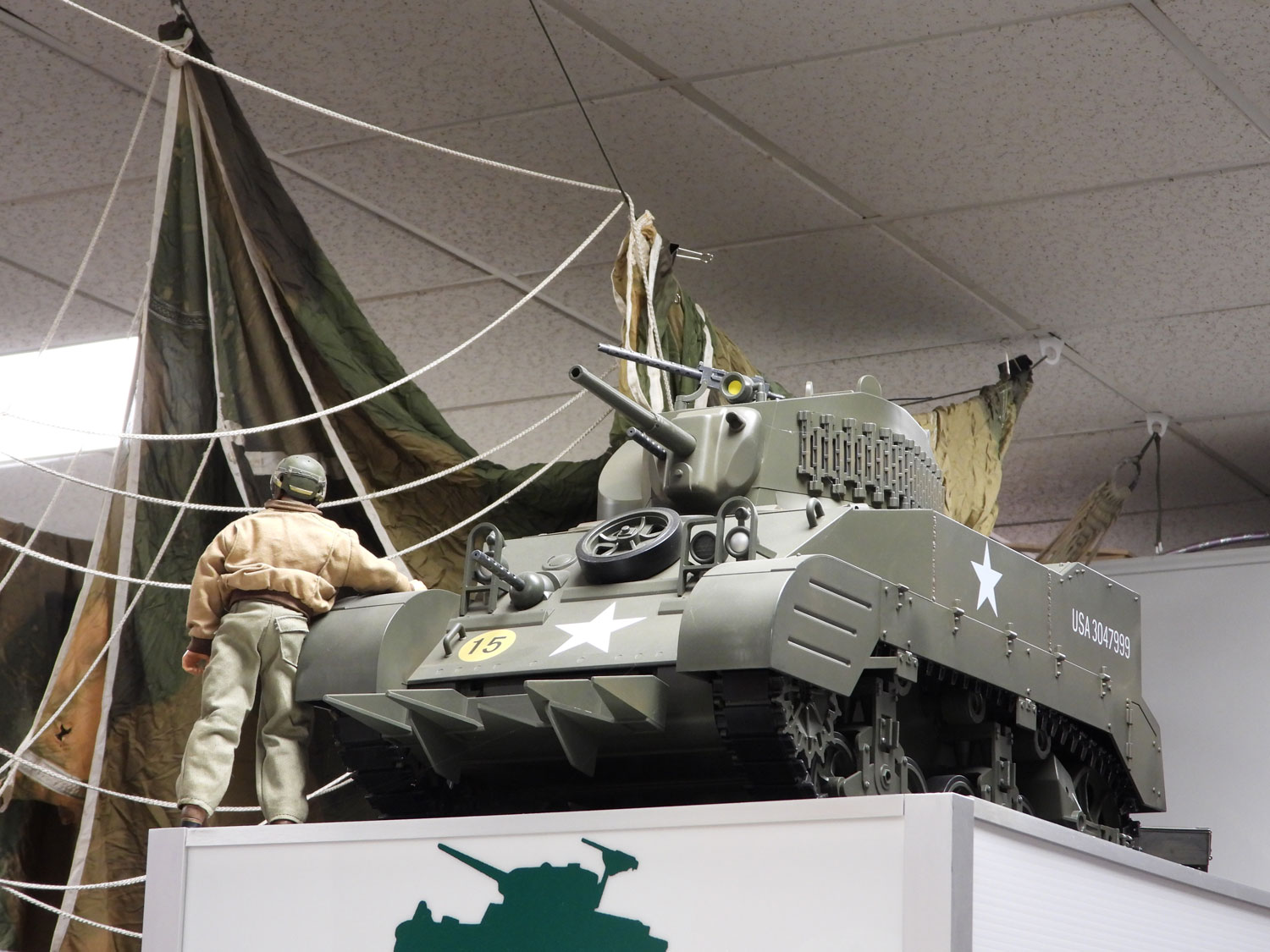 Click to enlarge museum60.jpg