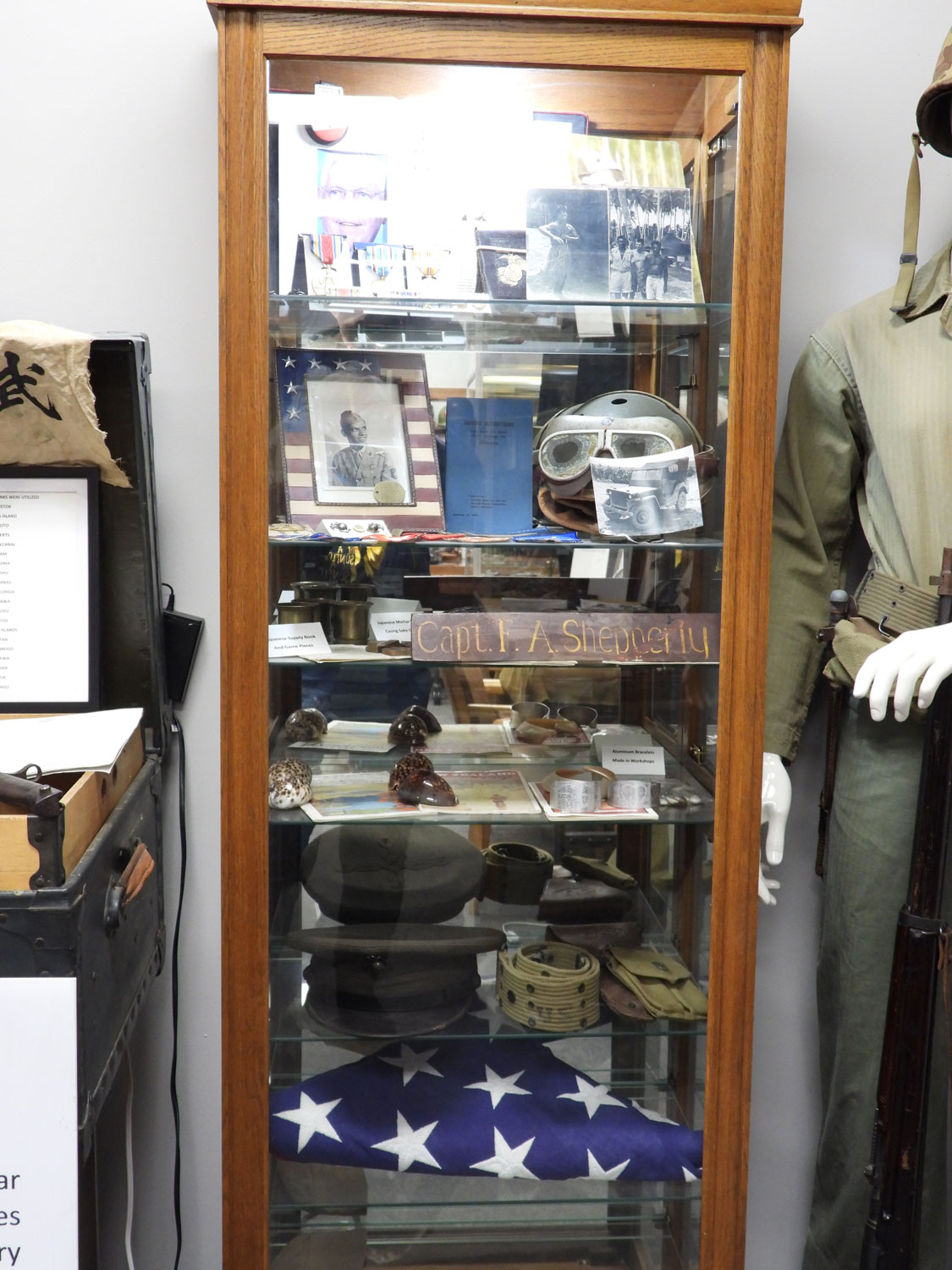 Click to enlarge museum77.jpg